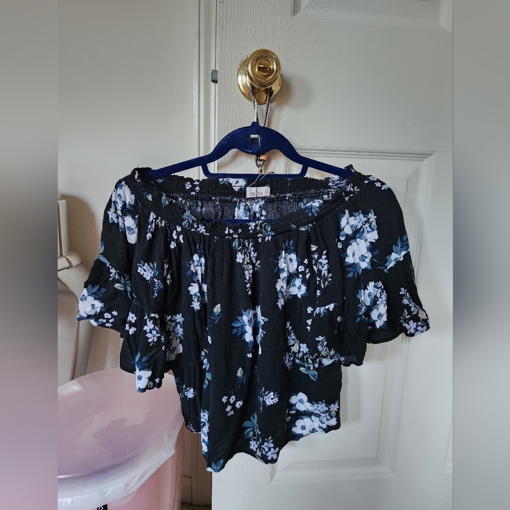 Hollister Floral off the shoulder blouse